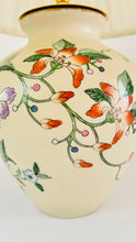 Load image into Gallery viewer, Antique Summer Flower Lamp