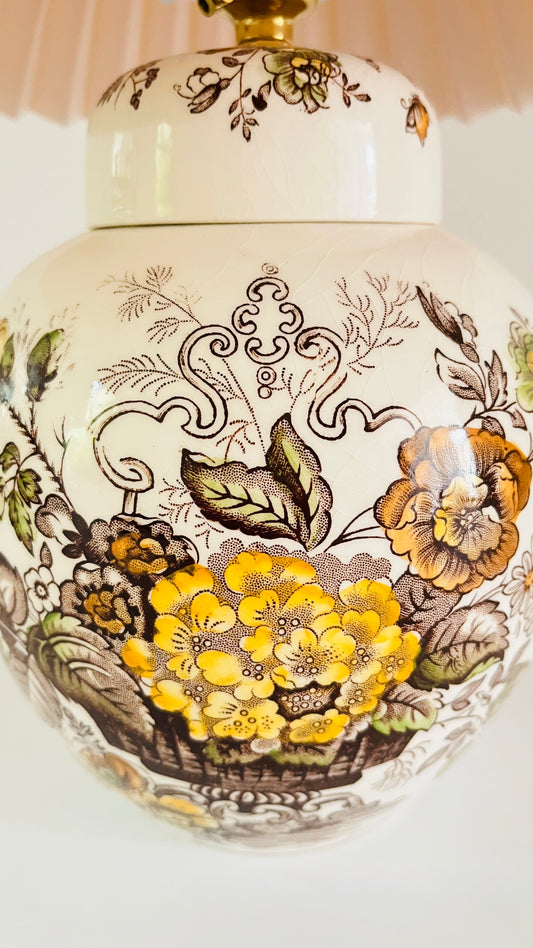 Antique Mason’s ‘Ascot’ Lamp
