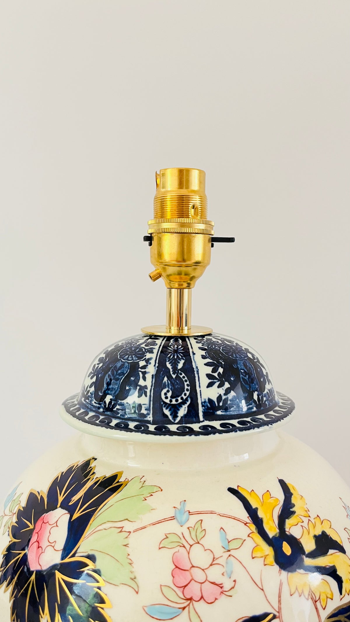 Antique Mason’s x Delft Boch Lamp