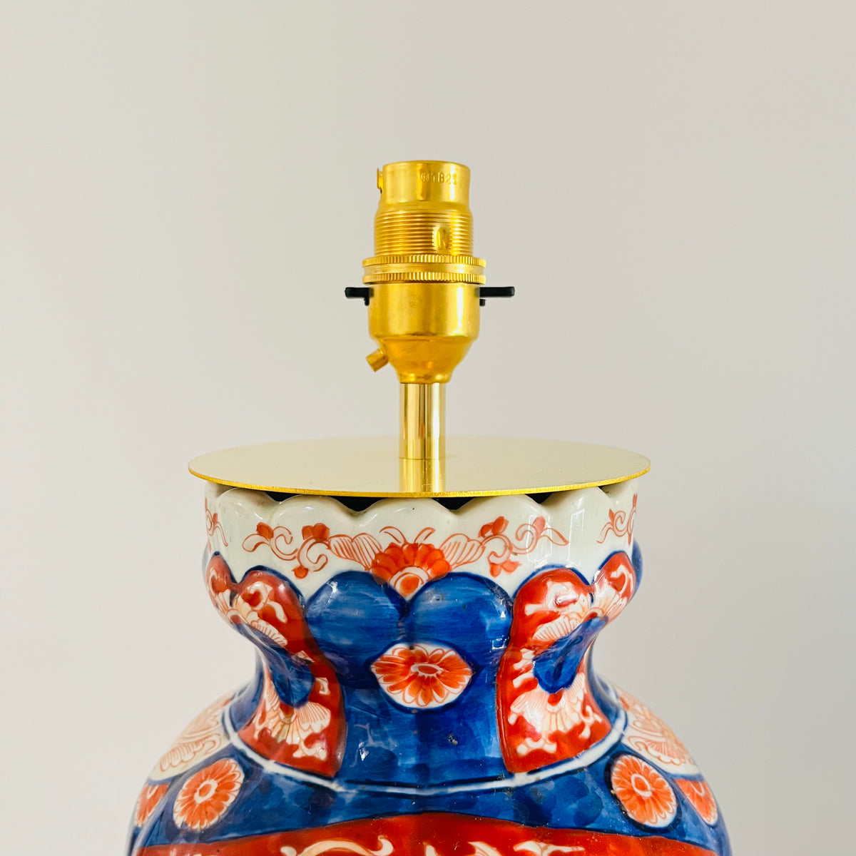 TLC Antique Japanese Imari Lamp