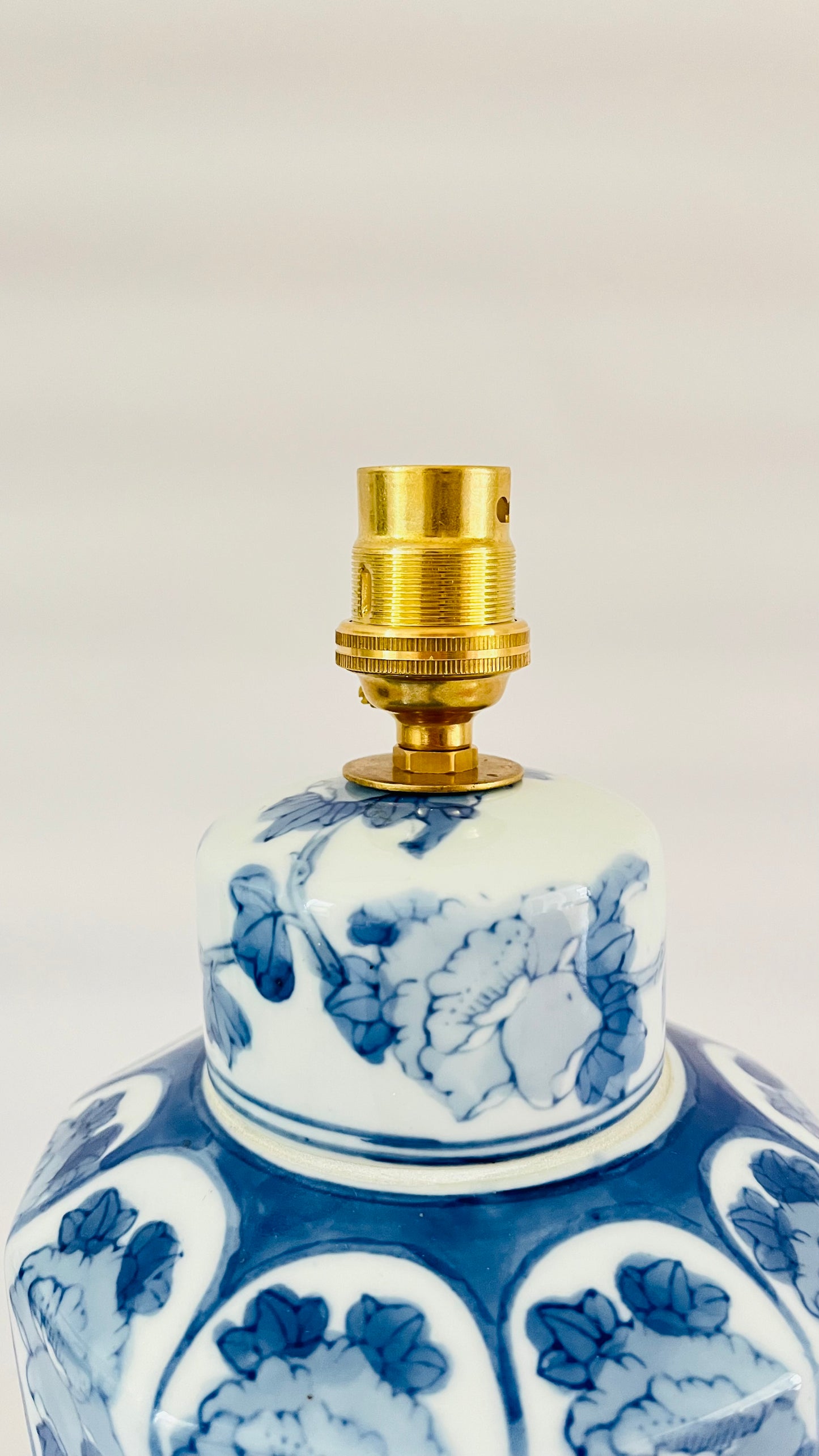 Antique Chinese Flower Lamp
