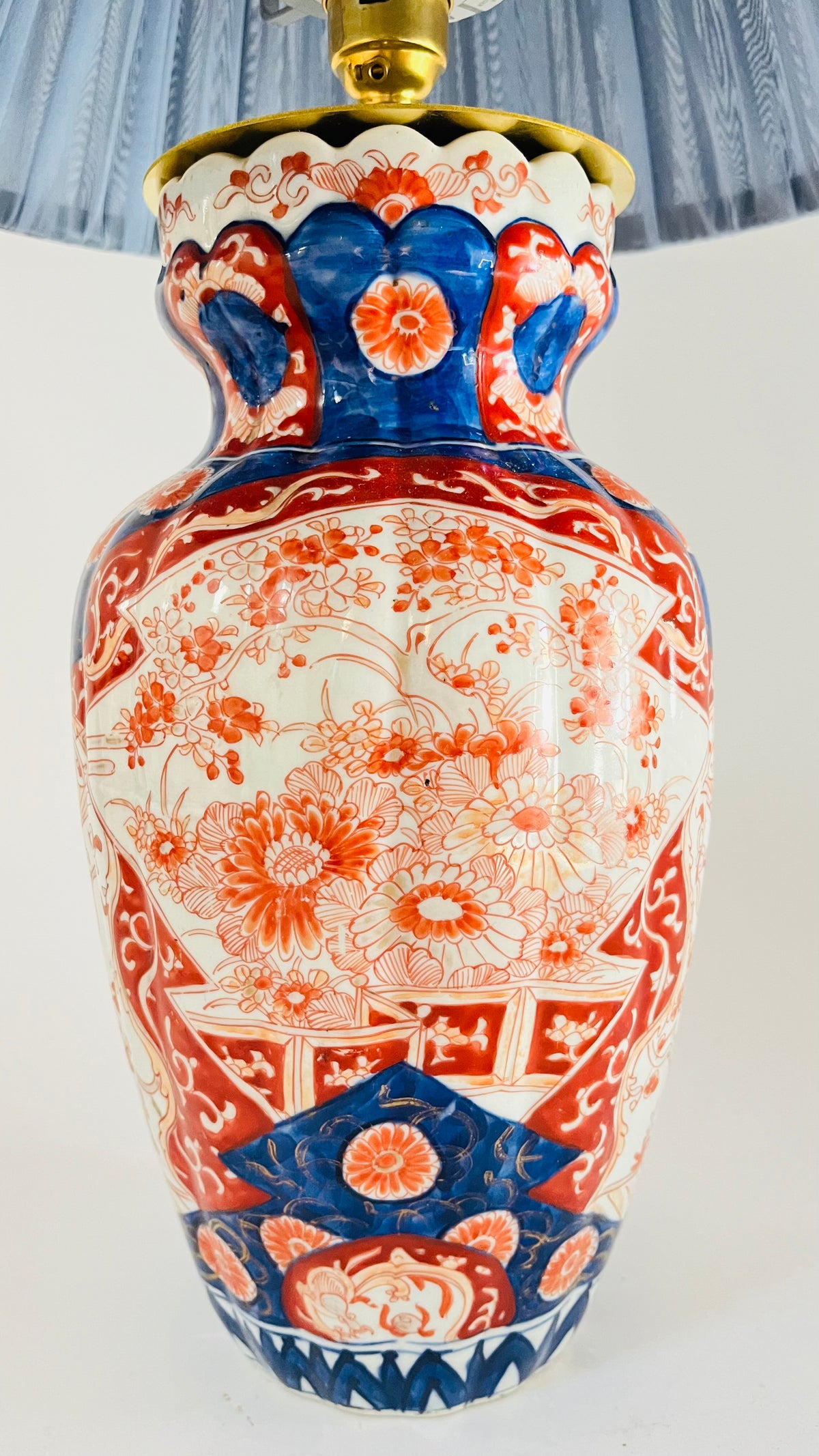 Antique Japanese Imari Lamp
