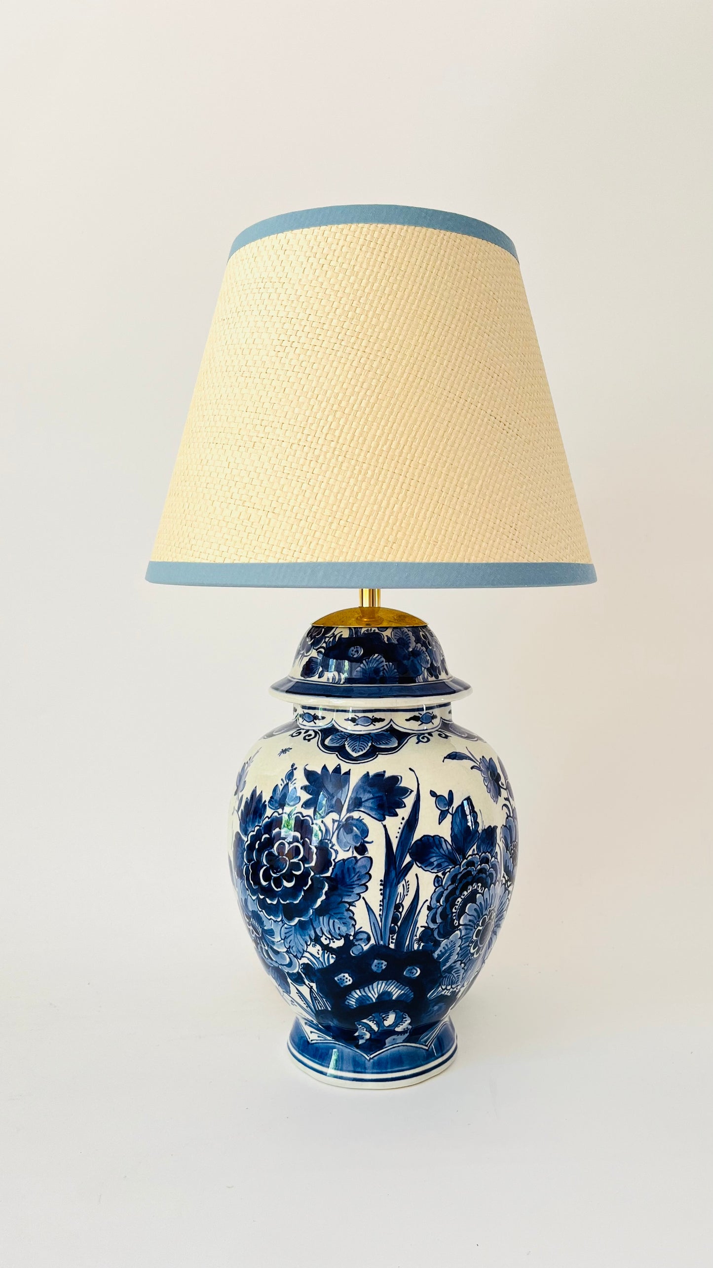 Antique Delft ‘De Porceleyne Fles’ Lamp