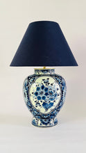 Load image into Gallery viewer, Antique Delft Regina Lamp
