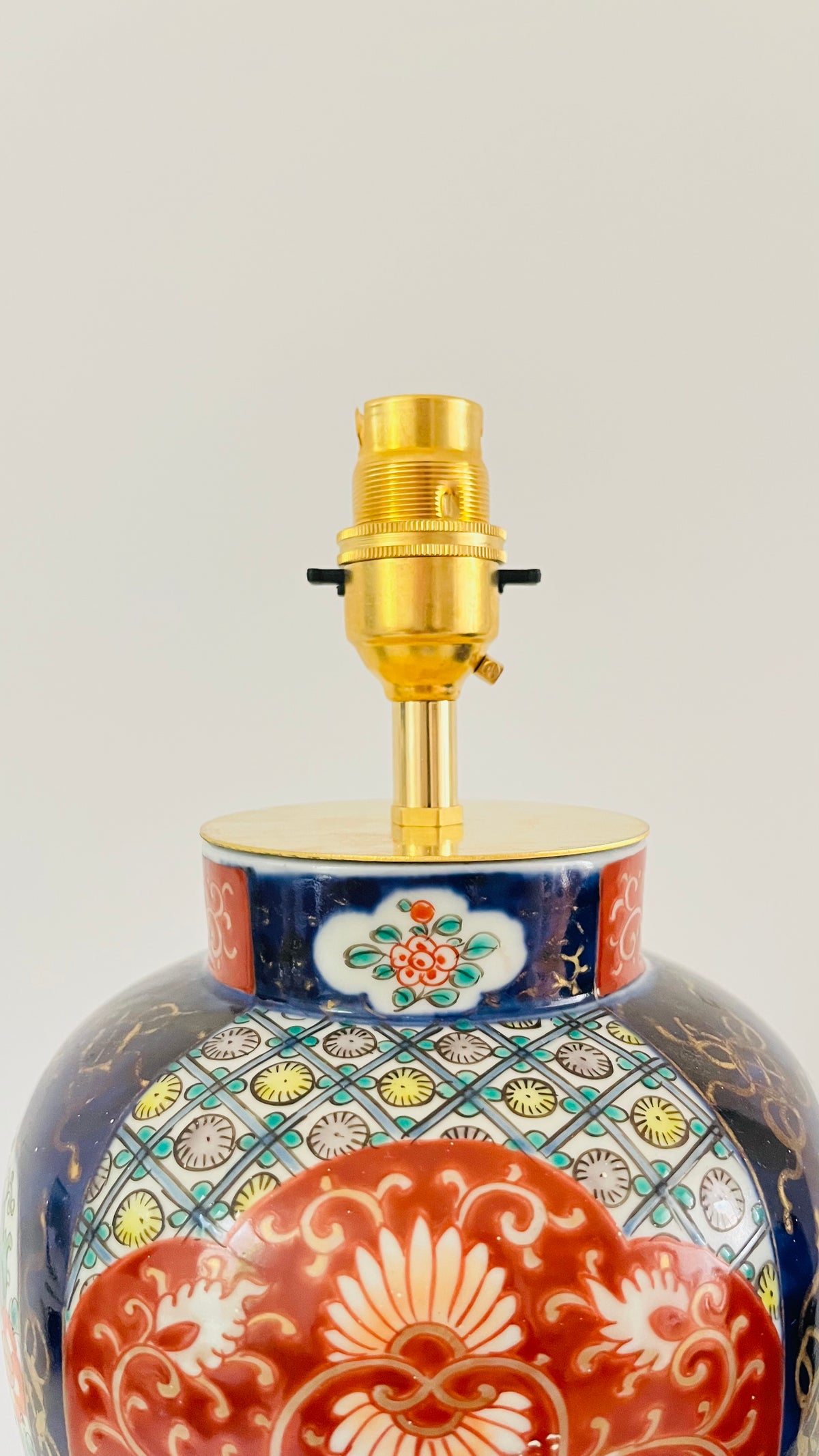 Antique Imari Table Lamp