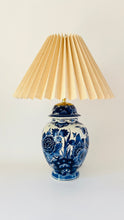 Load image into Gallery viewer, Antique Delft ‘De Porceleyne Fles’ Lamp
