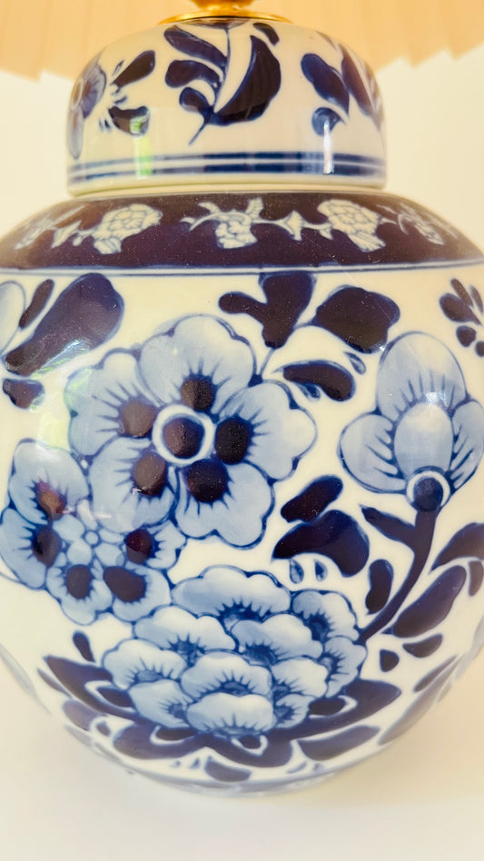 Antique Flower Lamp