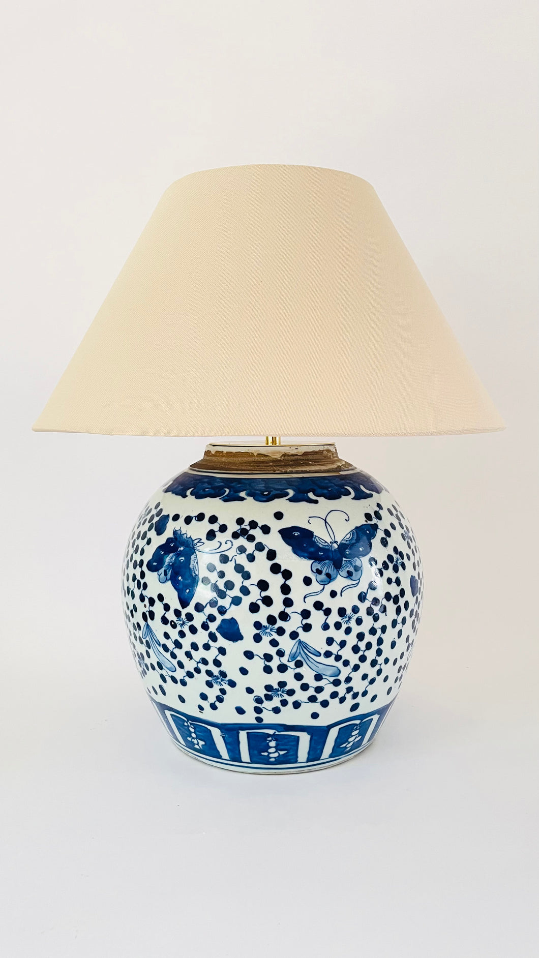 Antique Ginger Jar Lamp