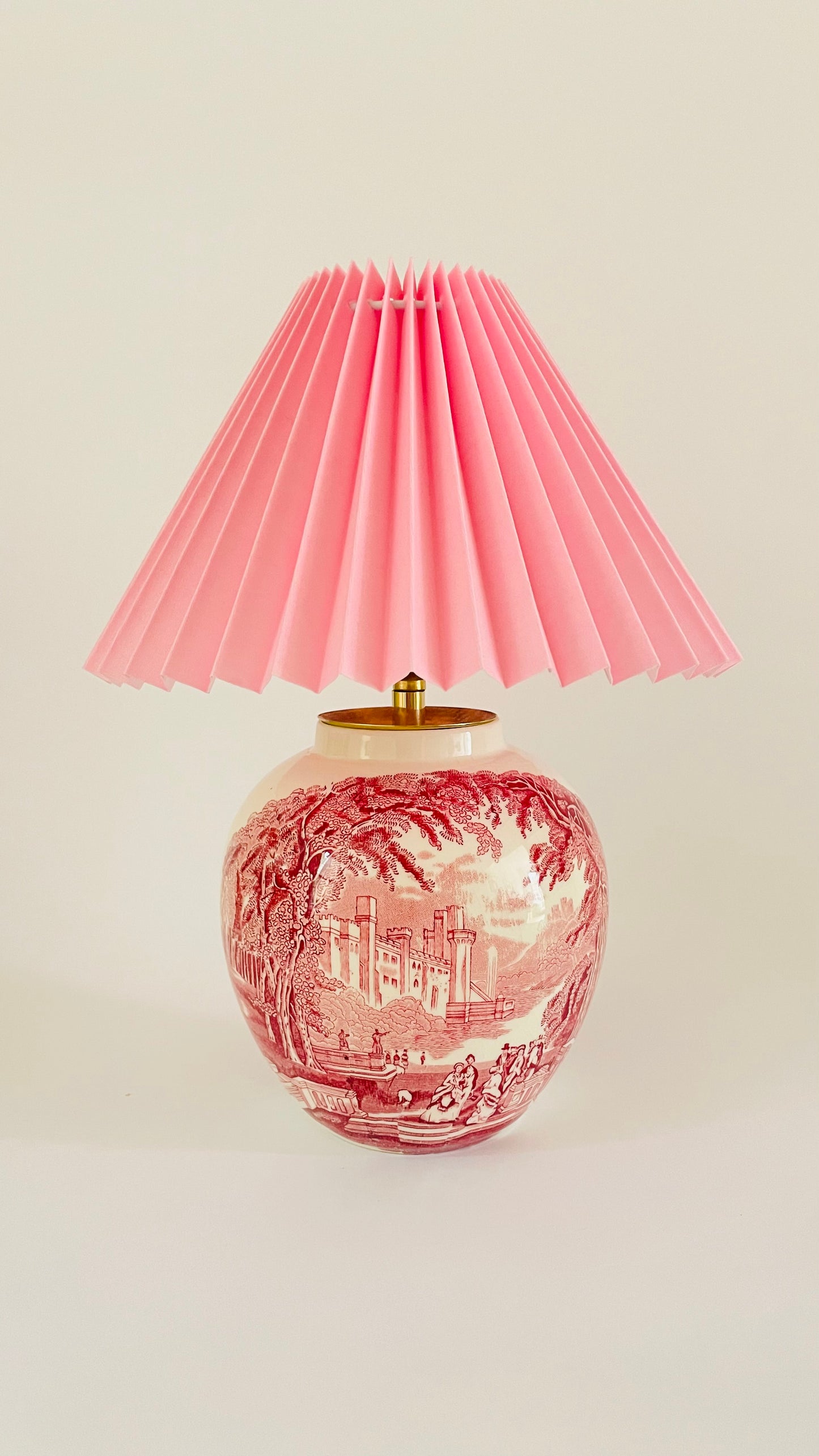 Antique Mason’s Vista Lamp