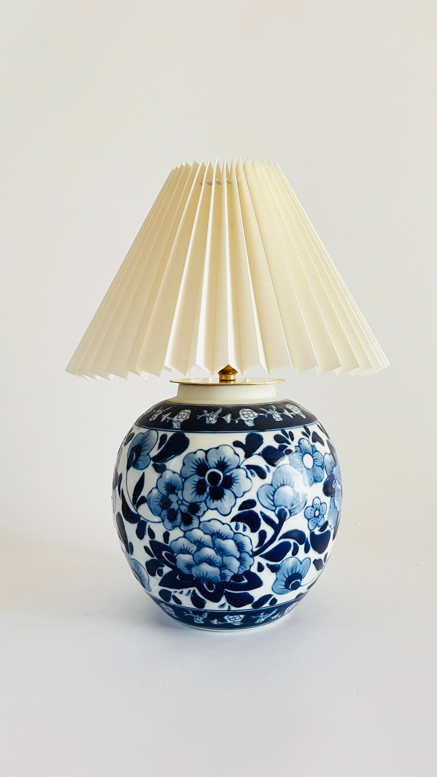 Antique Flower Lamp