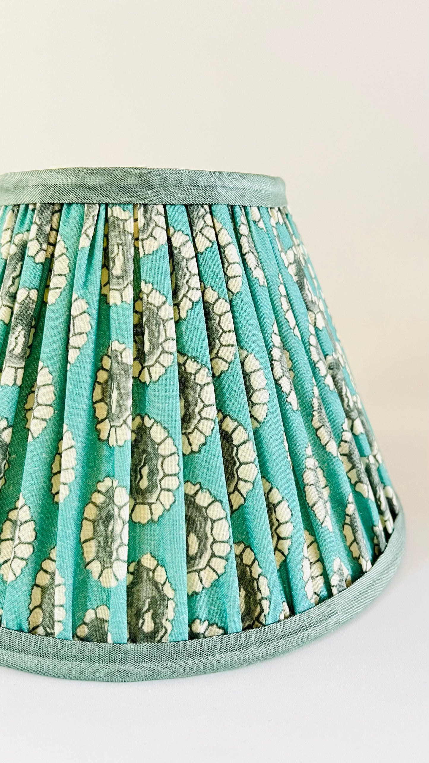 Antique Delft Green Mini Lamp