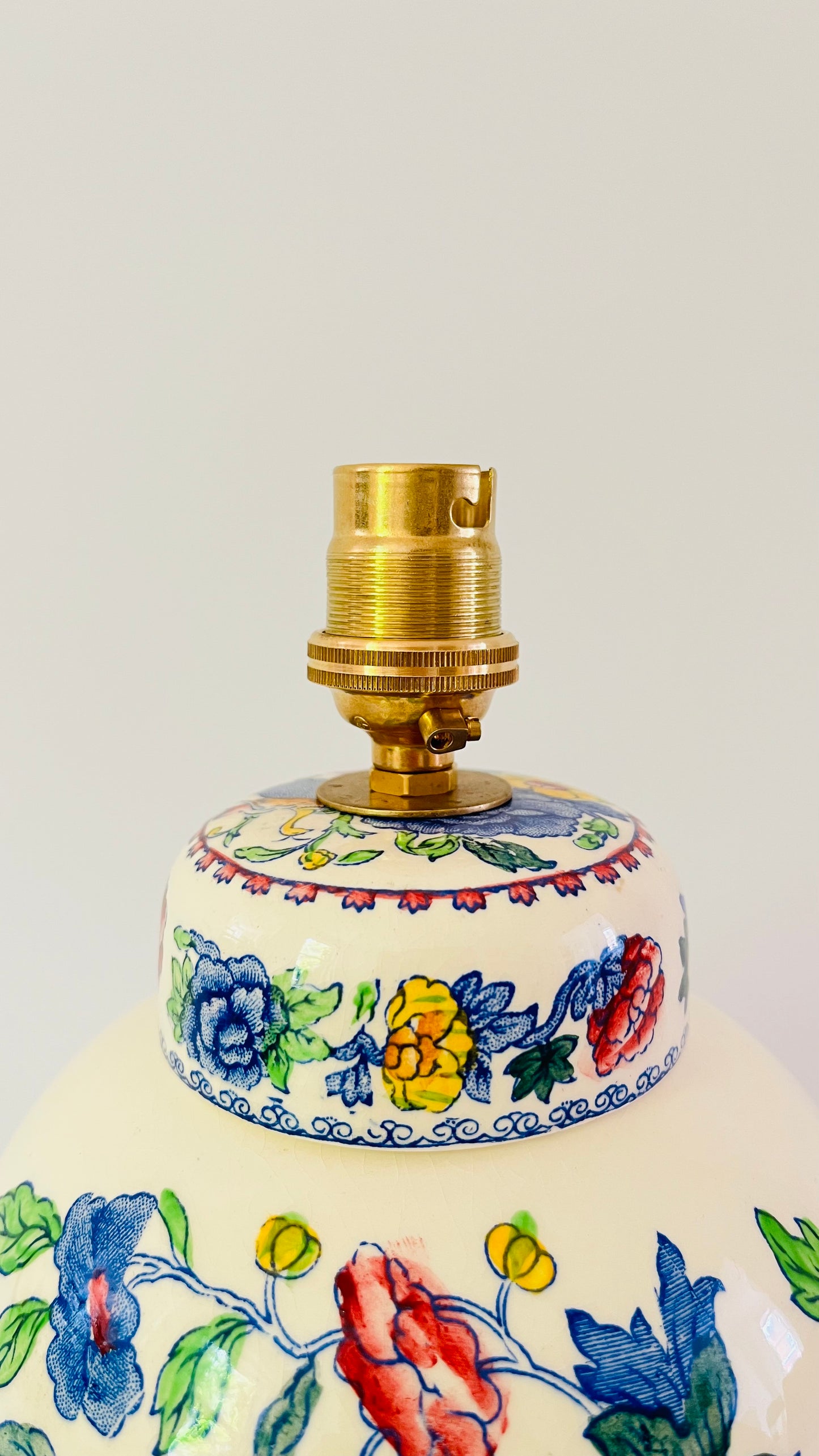 Antique Mason’s ‘Regency’ Lamp