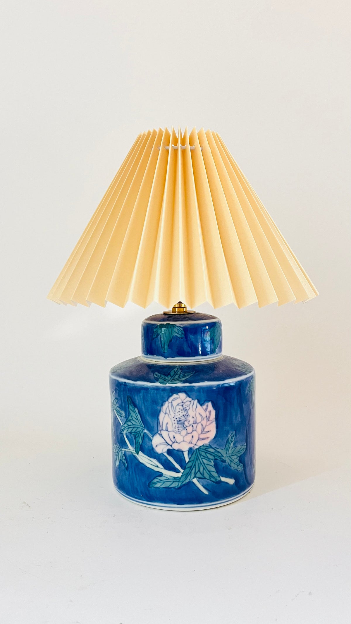 Antique Chinese Mini Lamp