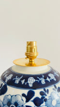 Load image into Gallery viewer, Antique Flower Lamp
