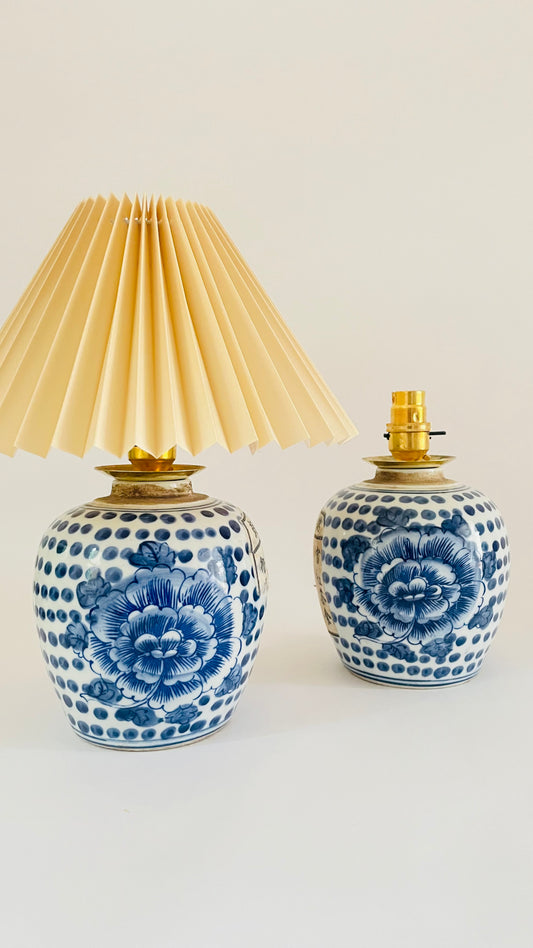 Antique Chinese Mini Lamp - pre order for mid Feb