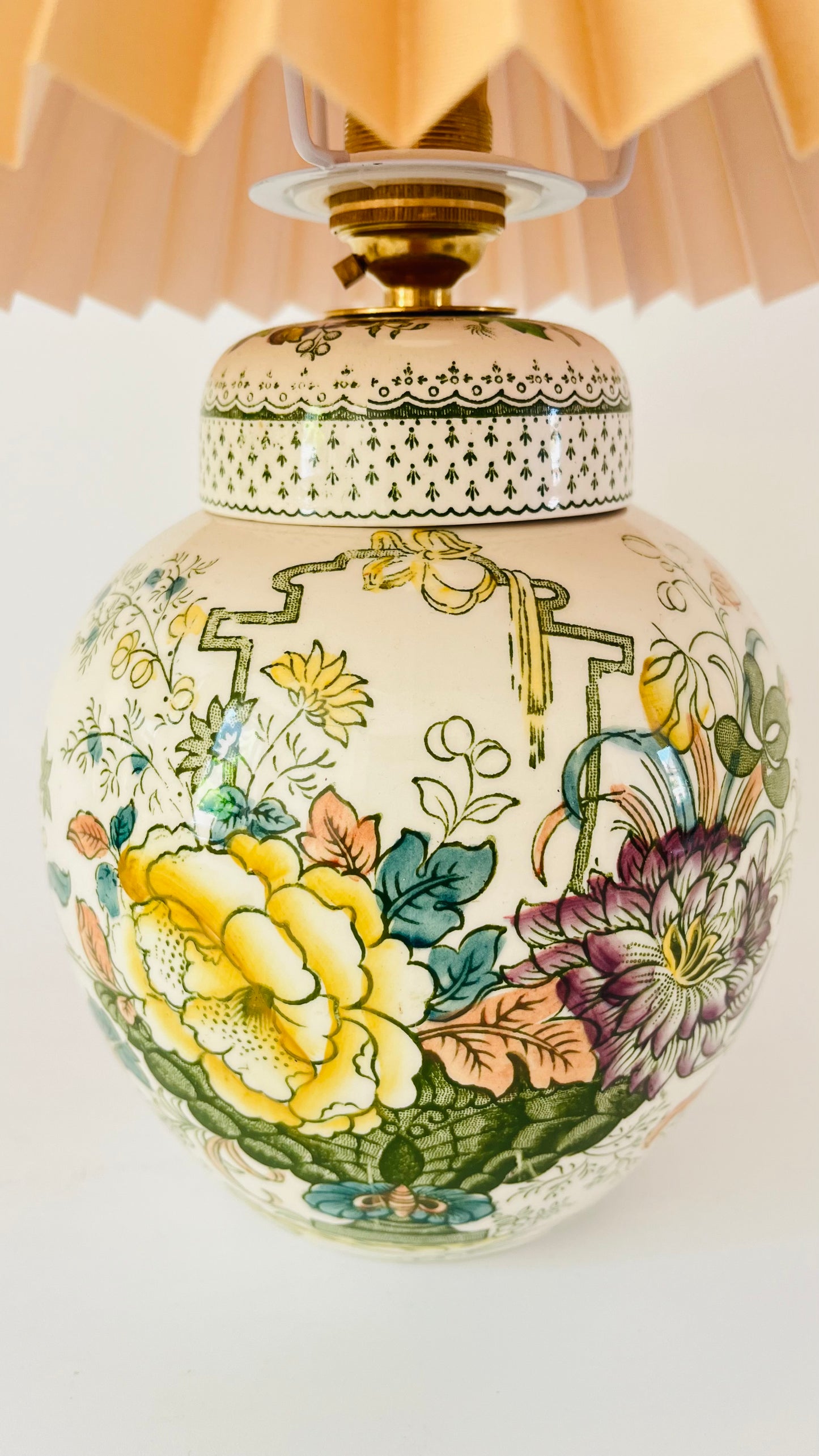 Antique Mason’s ‘Strathmore’ Jar Lamp