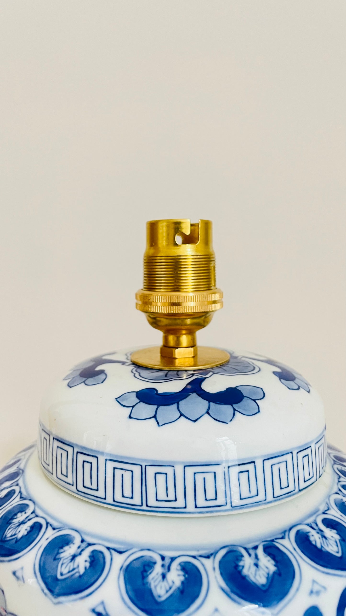 Antique Chinese Mini Lamp