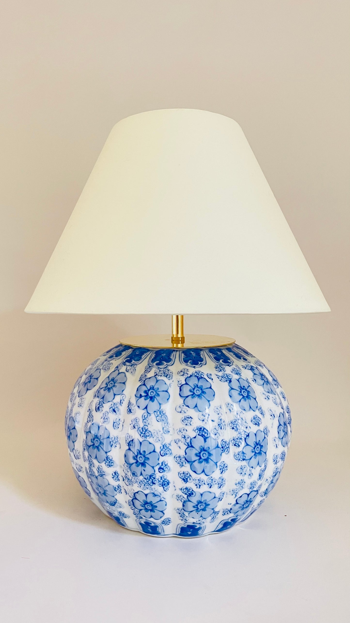 Antique Pumpkin Flower Lamp - pre order for early April