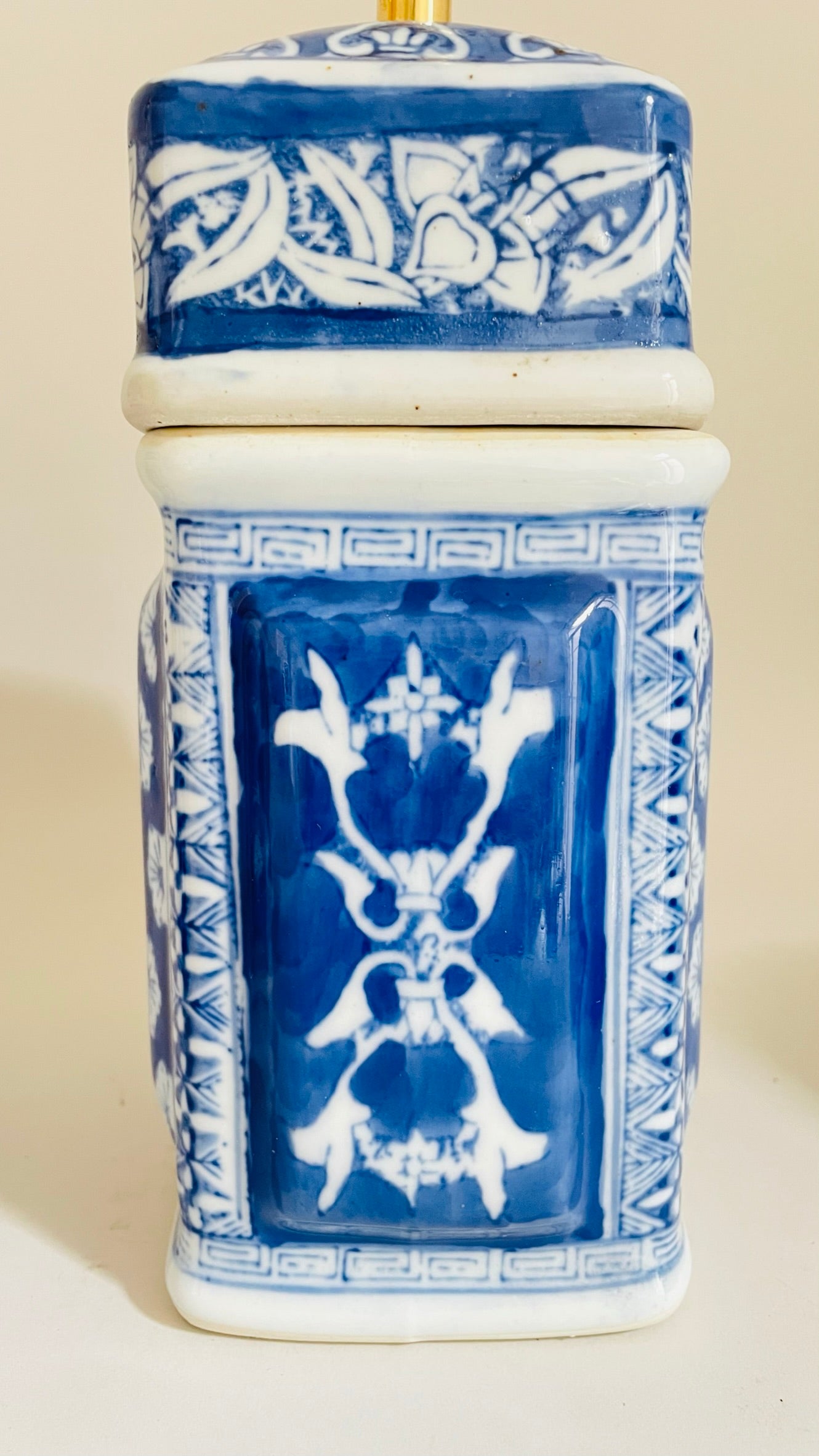 Antique Chinese Jar Lamp - pre order for mid Jan